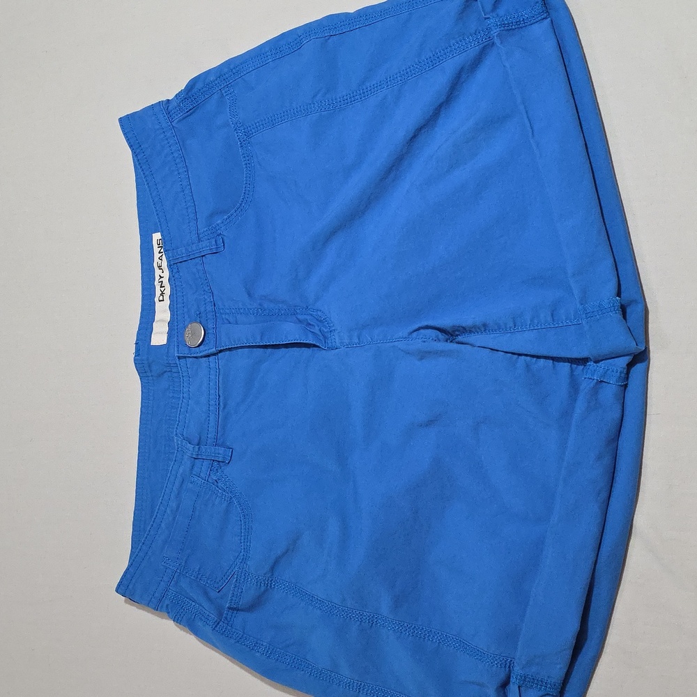 DKNY Women's Cobalt Blue Shorts Size 8 98% Cotton